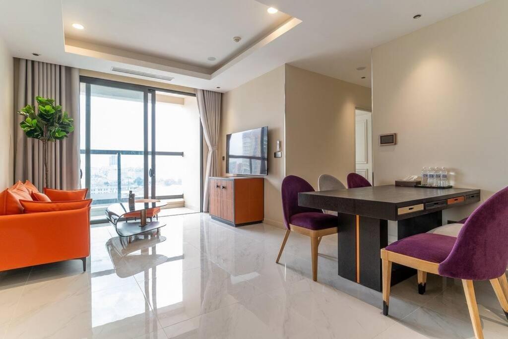 Steps To Vincom/Casino/D1/Pool/Gym/Netflix/3Beds Apartment Ho Chi Minh City Exterior photo