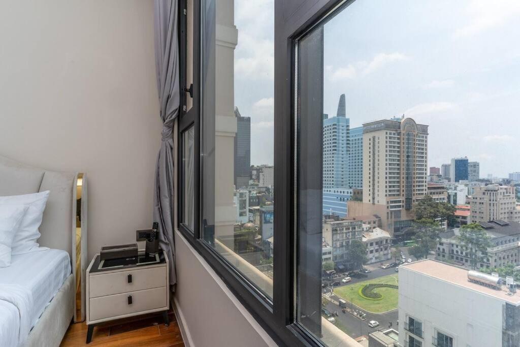 Steps To Vincom/Casino/D1/Pool/Gym/Netflix/3Beds Apartment Ho Chi Minh City Exterior photo